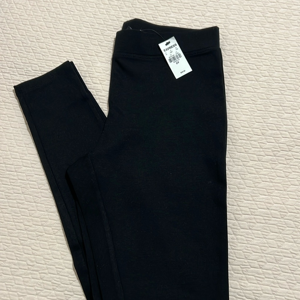 NWT Express Mid-weight leggings